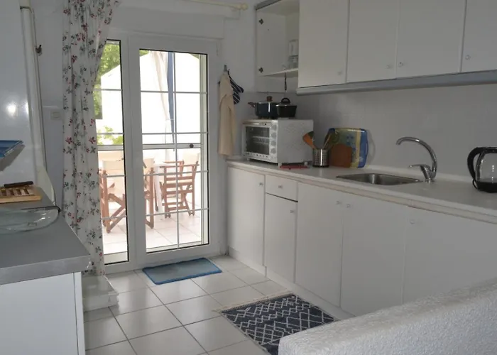 度假居 Summer Family House With Sea View And Garden *